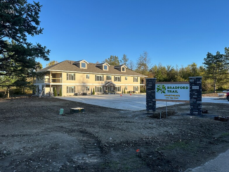 Building Photo - 1215 Corporate Dr