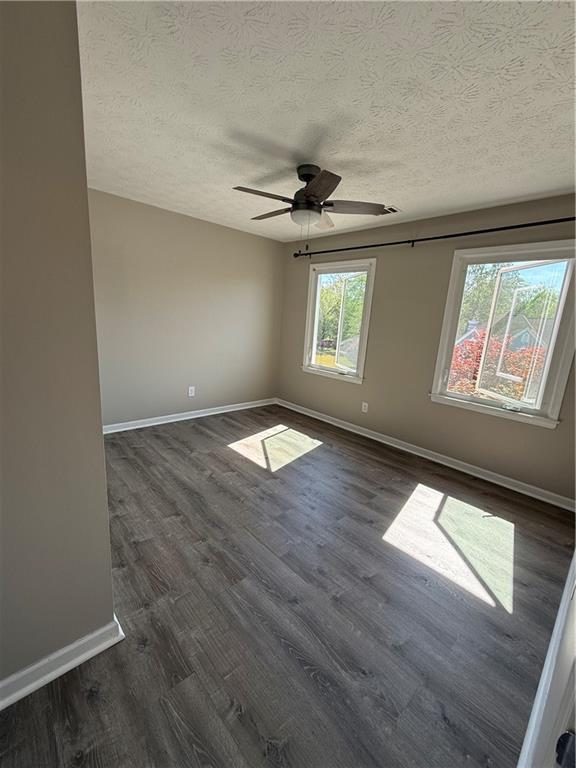 Building Photo - 2215 Mint Julep Ct