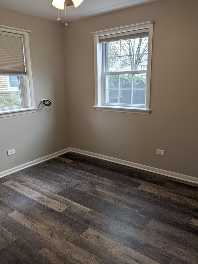 Building Photo - 620 Kungs Way