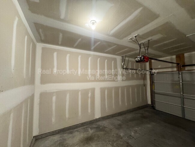 Building Photo - 4413 Lord Joseph Ct