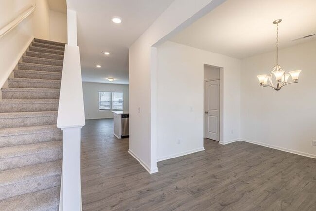 Building Photo - 4 Bedroom Home Piedmont School District - AVAILABLE FEBRUARY 2026