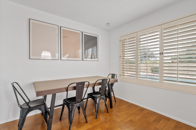 Building Photo - 9632 N 58th Ln