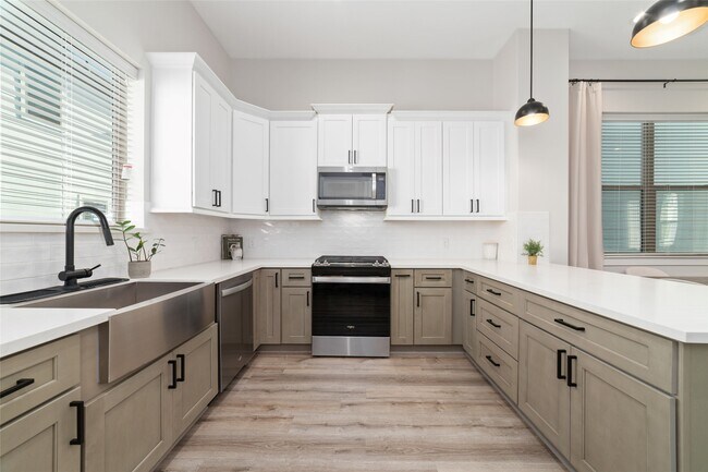 Building Photo - 3705 Creekmont Grn Ln