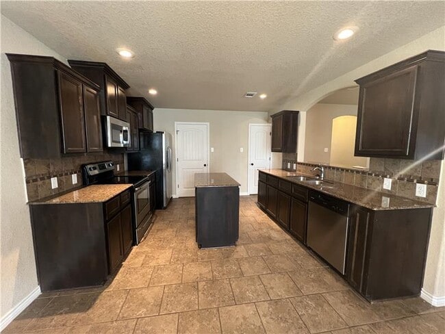 Building Photo - 3906 Anvil Range Rd