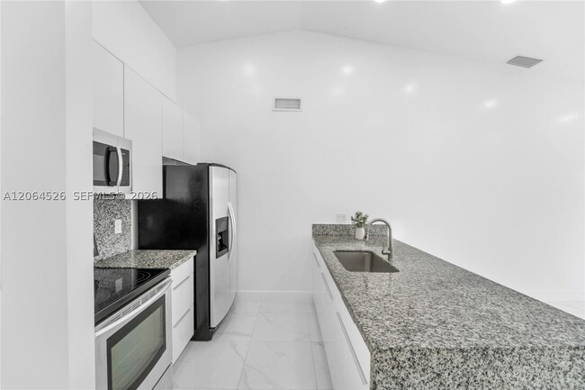 Building Photo - 6742 NW 188th Terrace