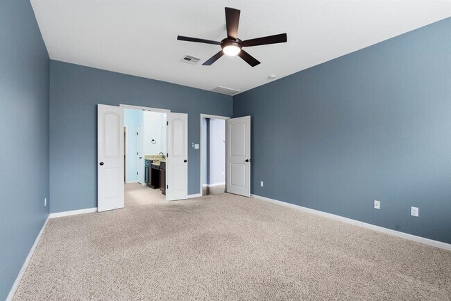 Building Photo - 8525 Reggio St
