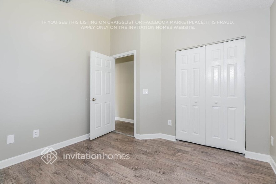 Building Photo - 2557 Ventura Cir