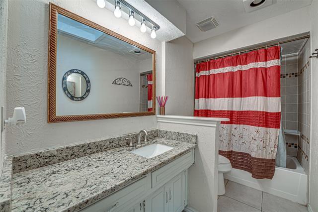 Building Photo - 917 Meadowgate Dr