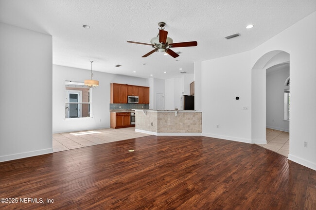 Building Photo - 10008 Sifton Ct