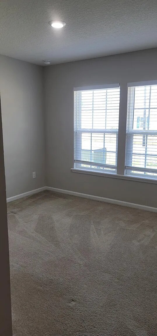 Building Photo - 7747 Sunnydale Ln
