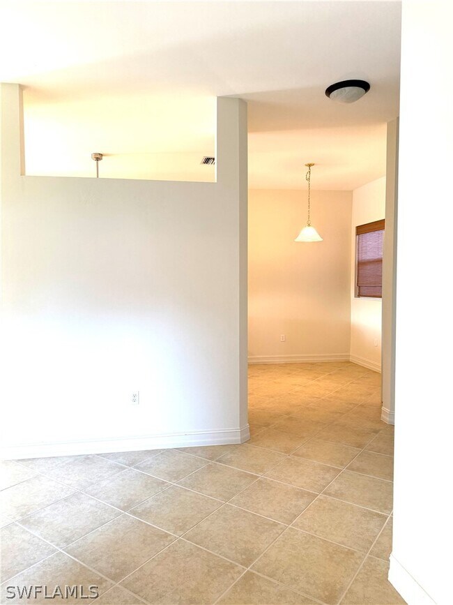 Building Photo - 7944 Haven Dr