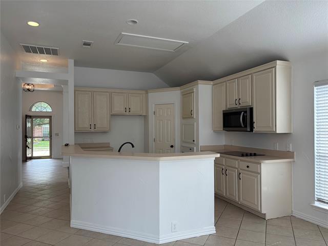 Building Photo - 2505 Cimmaron Dr