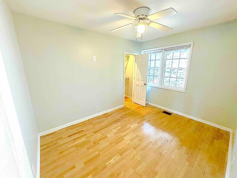 Building Photo - 1011 Maynor St