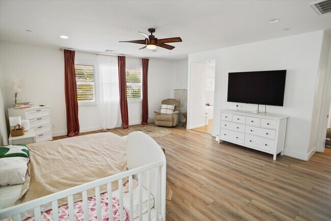 Building Photo - 27336 Ellery Pl