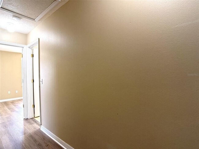 Building Photo - 501 Coconut Palm Way