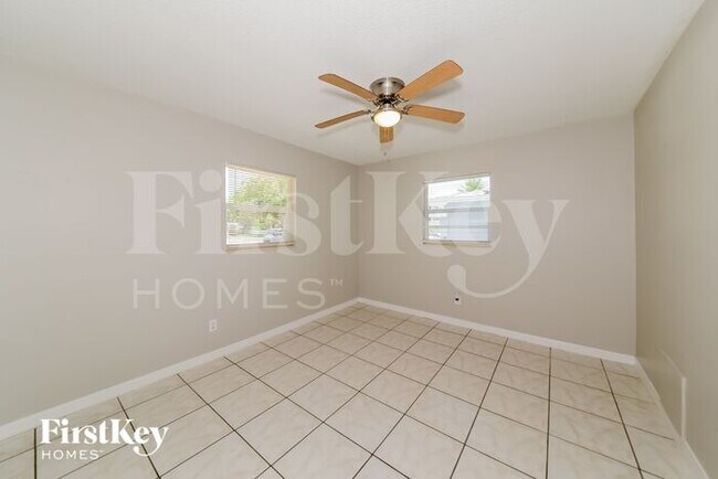 Building Photo - 6007 Dartmouth Dr