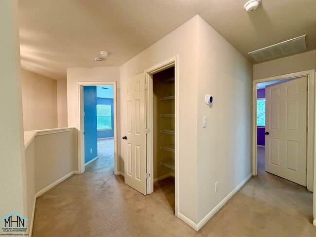 Building Photo - Beautiful and Spacious 2 story 4 Bedroom 2.5 Bath Home Designed for Comfortable Living and Seamle...