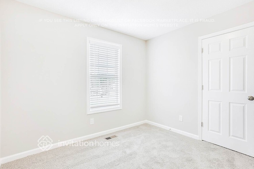 Building Photo - 500 Weston Ct