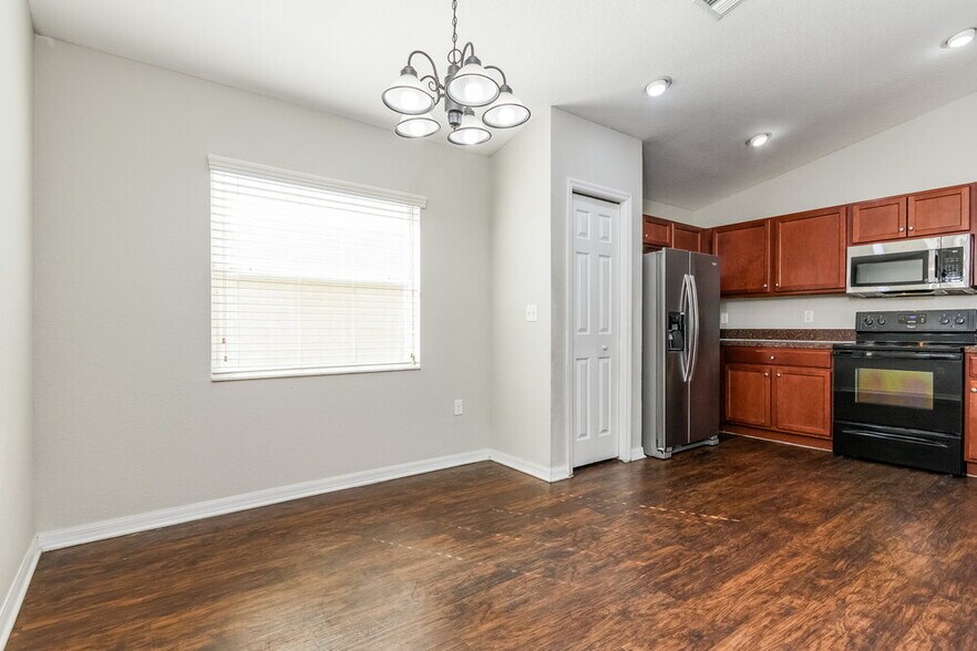 Building Photo - 2533 Bobby Lee Ln