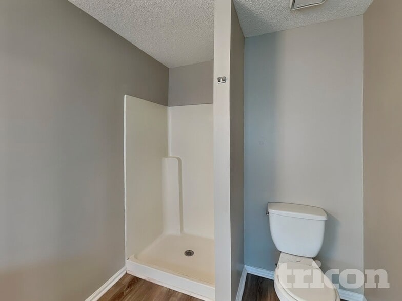Building Photo - 5219 Glendora Ct