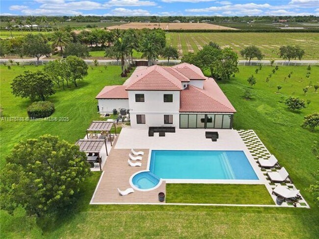 Building Photo - 34850 SW 218th Ave