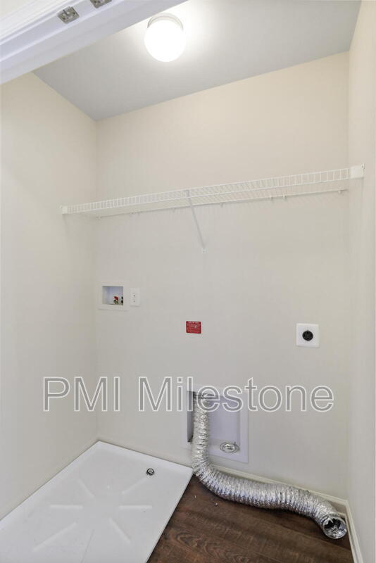 Building Photo - 161 Kensington Terrace