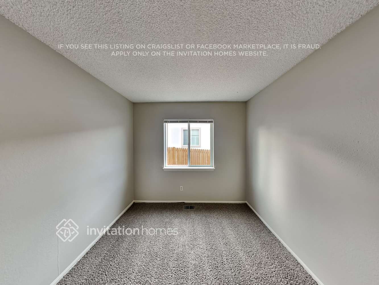 Building Photo - 4142 S Laredo Way