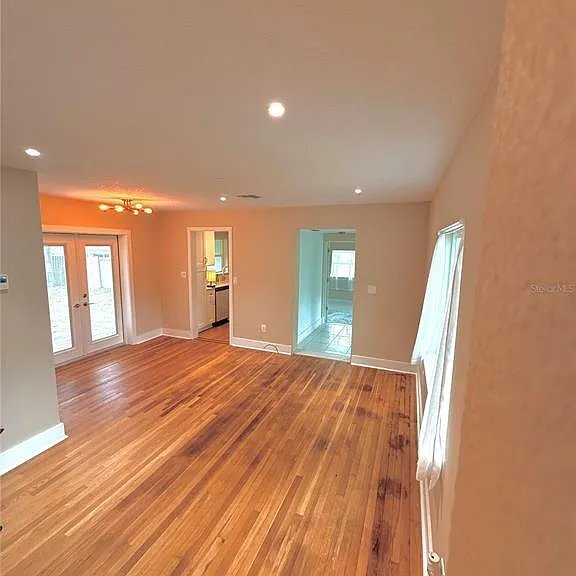 Building Photo - 238 N Main St