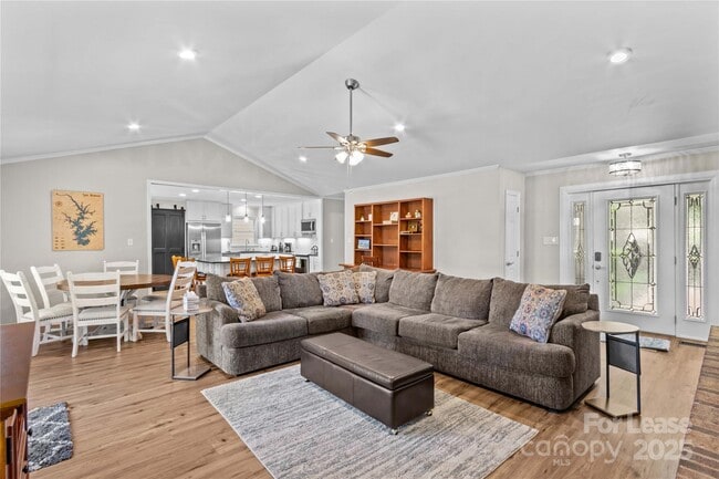 Building Photo - 21112 Rio Oro Dr