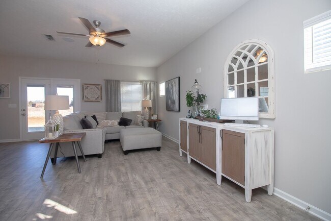Building Photo - 1802 Streamsong Dr