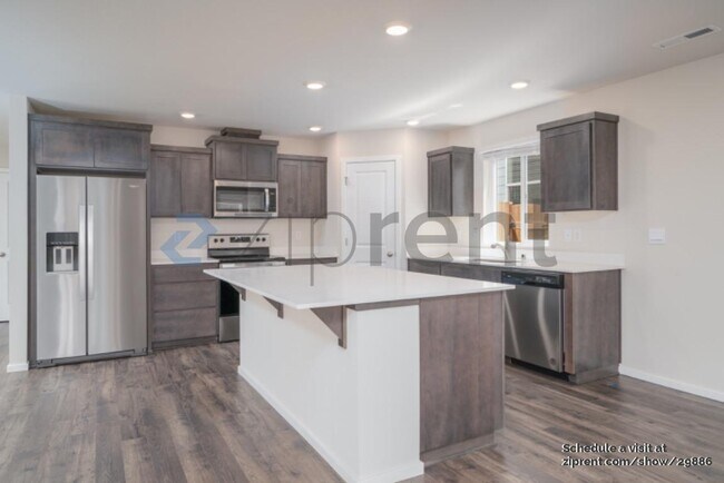 Building Photo - 17502 NW 10th Ct