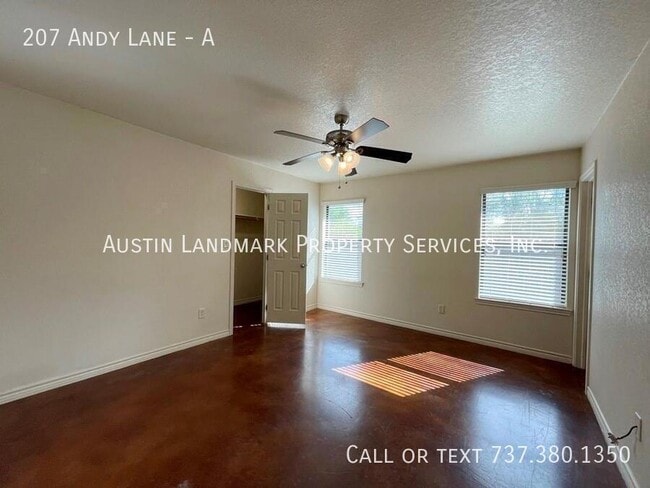 Building Photo - 207 Andy Ln