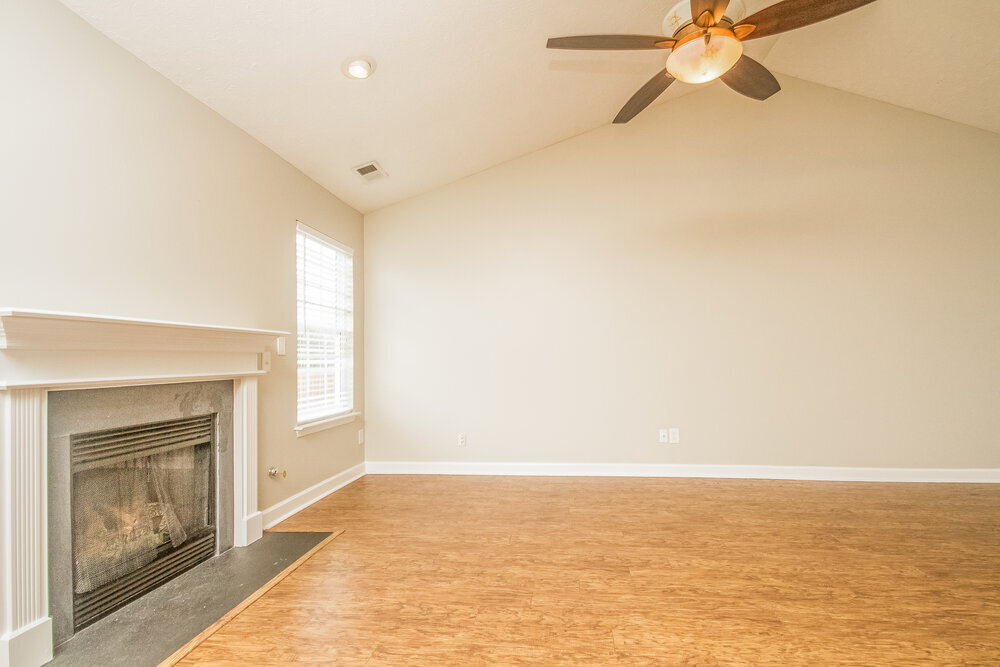 Building Photo - 1031 Lowrey Pl
