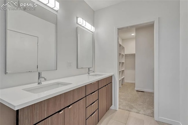 Building Photo - 1231 Newton St