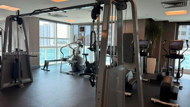 Building Photo - 950 Brickell Bay Dr