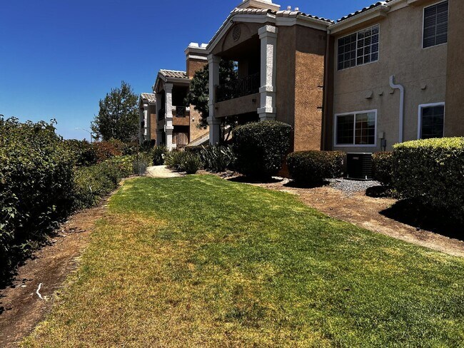Building Photo - 6991 Ballena Way