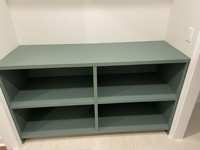 Building Photo - Vonore 37885 - 4 bedroom, 3 bath in Tellico Village - Contact Ed Johnson 865-924-5045