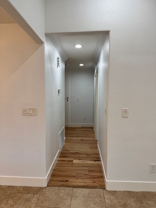 Building Photo - 3/2 home