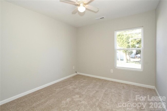 Building Photo - 10816 Carstairs St