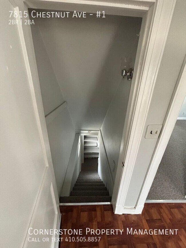 Building Photo - 7815 Chestnut Ave