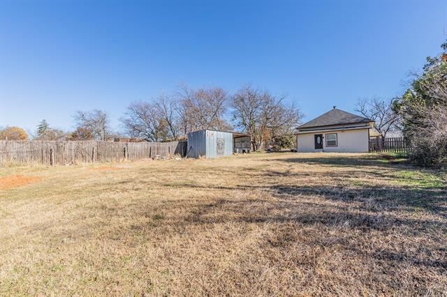 Building Photo - 505 N Lamar St