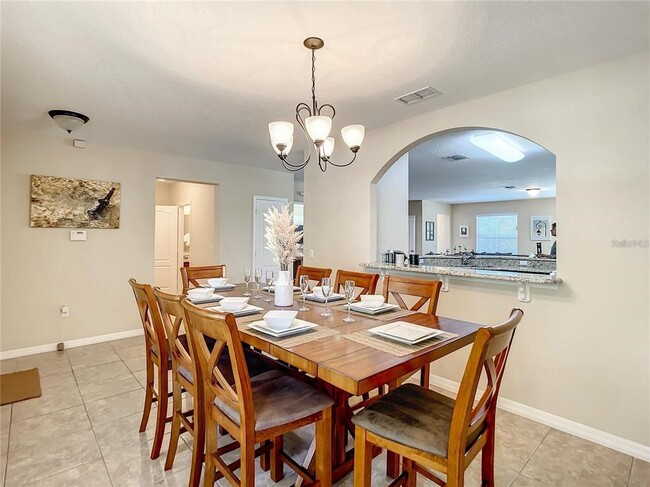 Building Photo - 9029 Paolos Pl