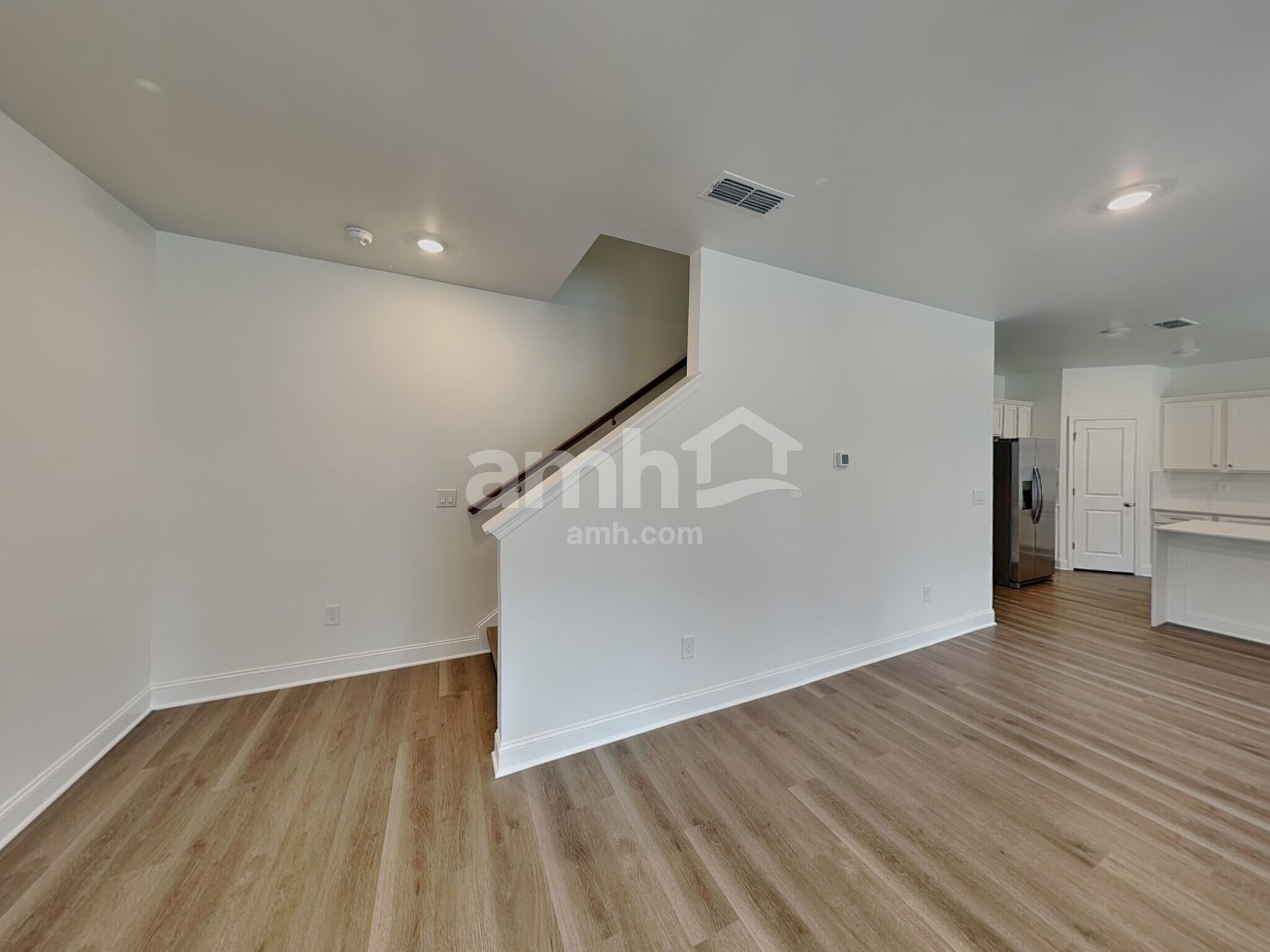 Building Photo - 945 Carnelian Ln