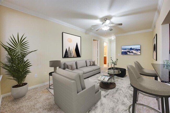 Building Photo - 7575 Kirby Dr