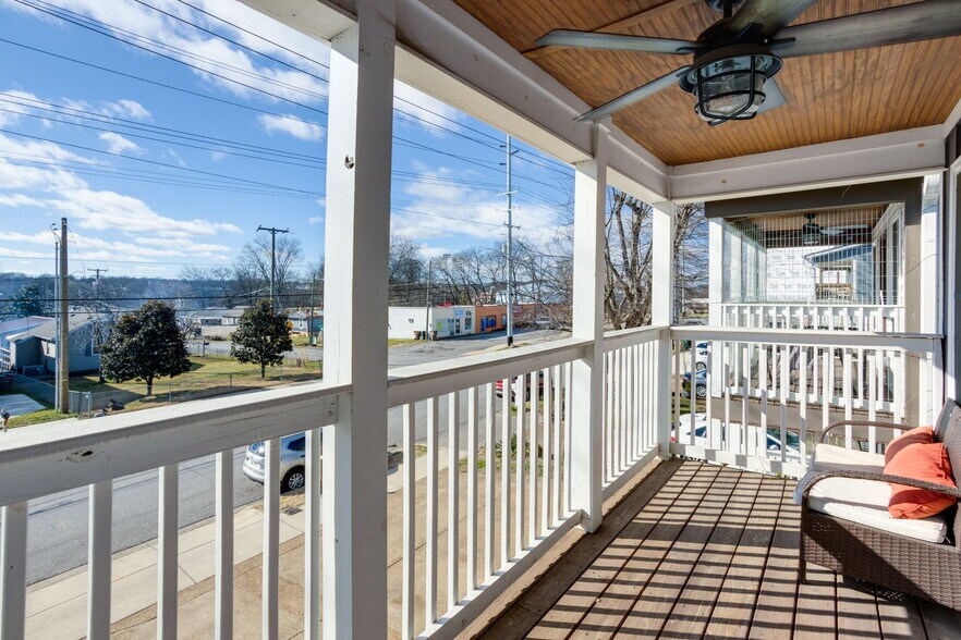 Building Photo - 5908A Morrow Rd