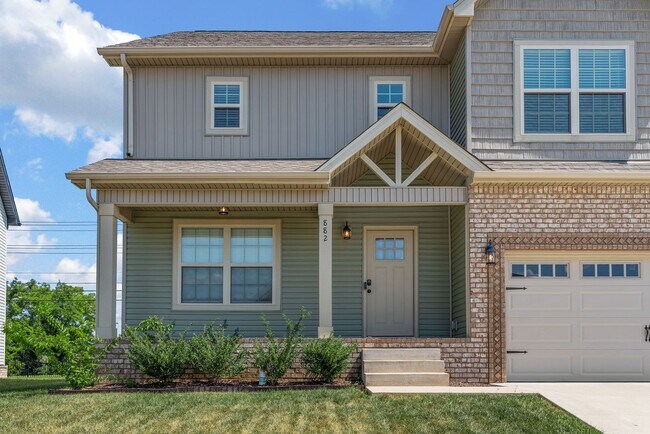 Building Photo - Beautiful 4-Bedroom Home with Modern Comfo...