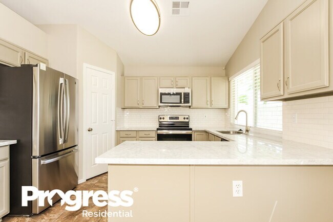 Building Photo - 2613 S Ananea