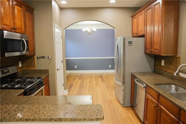 Building Photo - 1526 Lechemin Dr