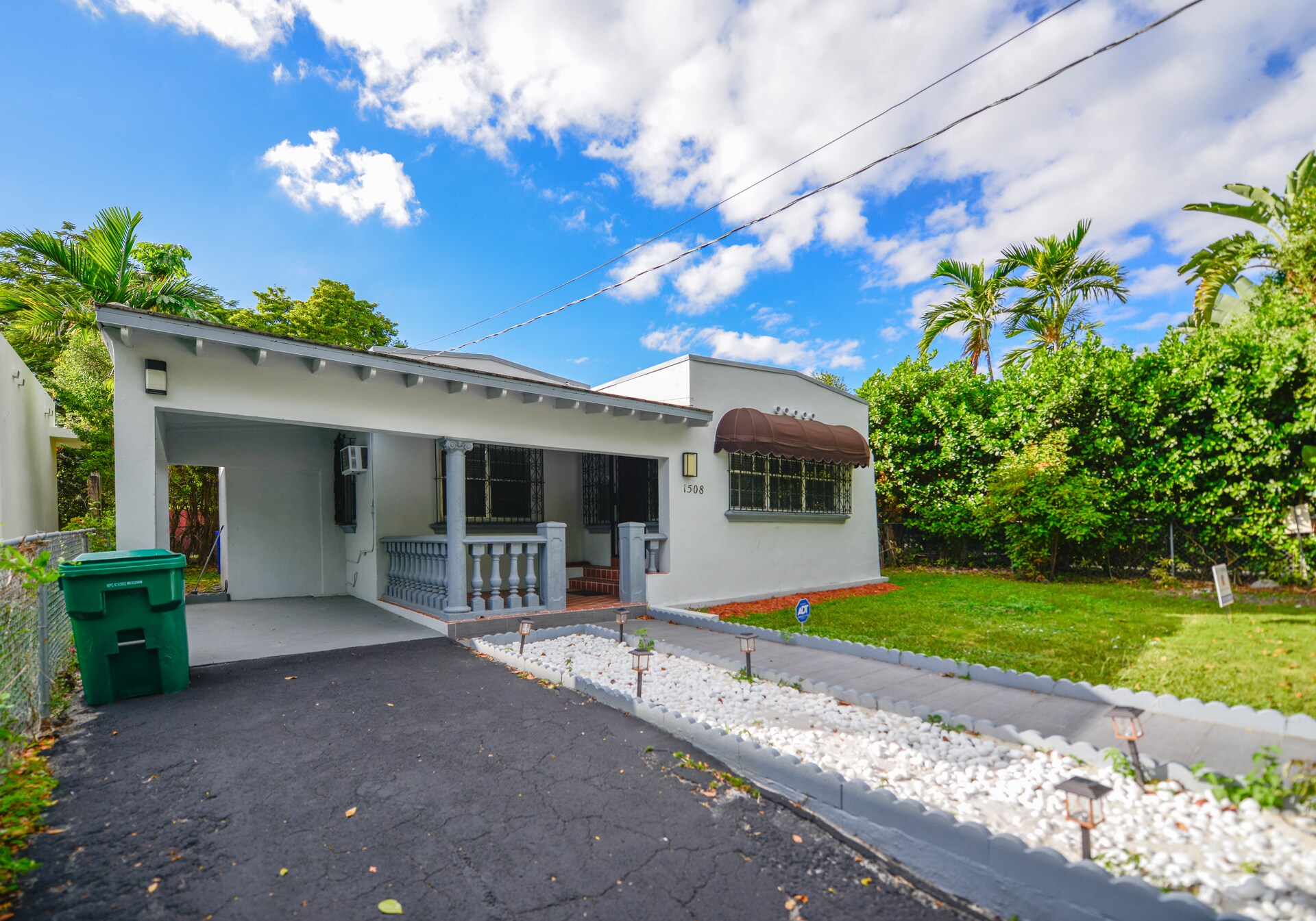 Building Photo - 1508 SW 13th Ave