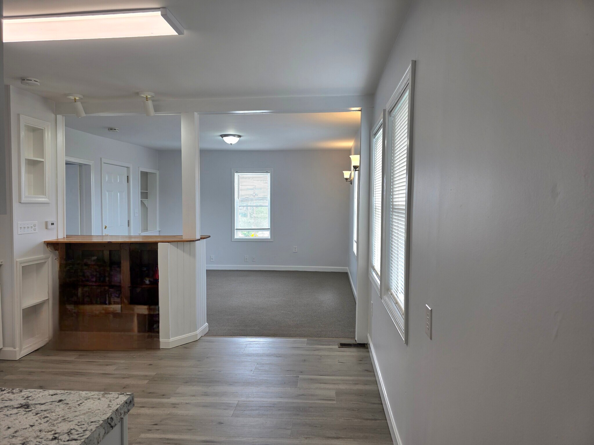 Building Photo - 503 South St